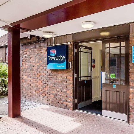 Travelodge Frimley Exterior photo