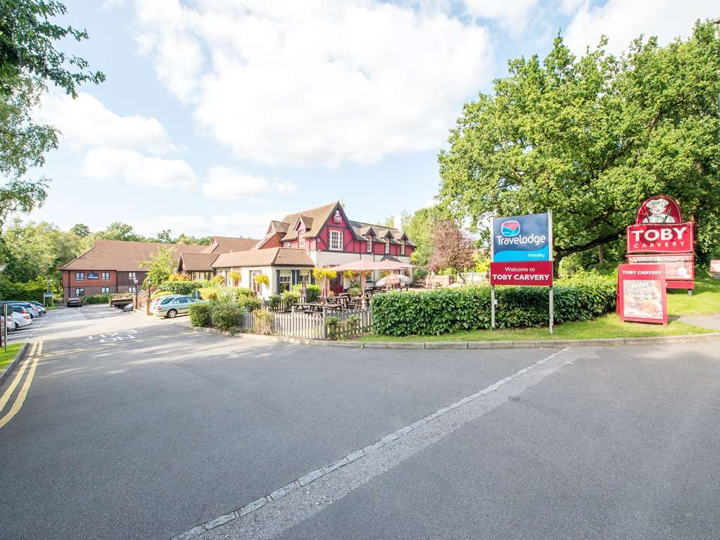 Travelodge Frimley Exterior photo